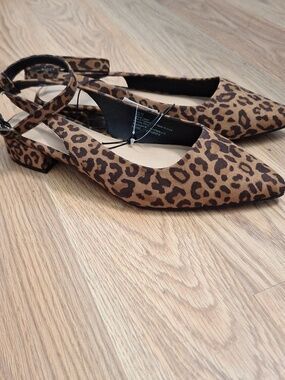 Ophelia Roe Point Top Leopard Print Flats